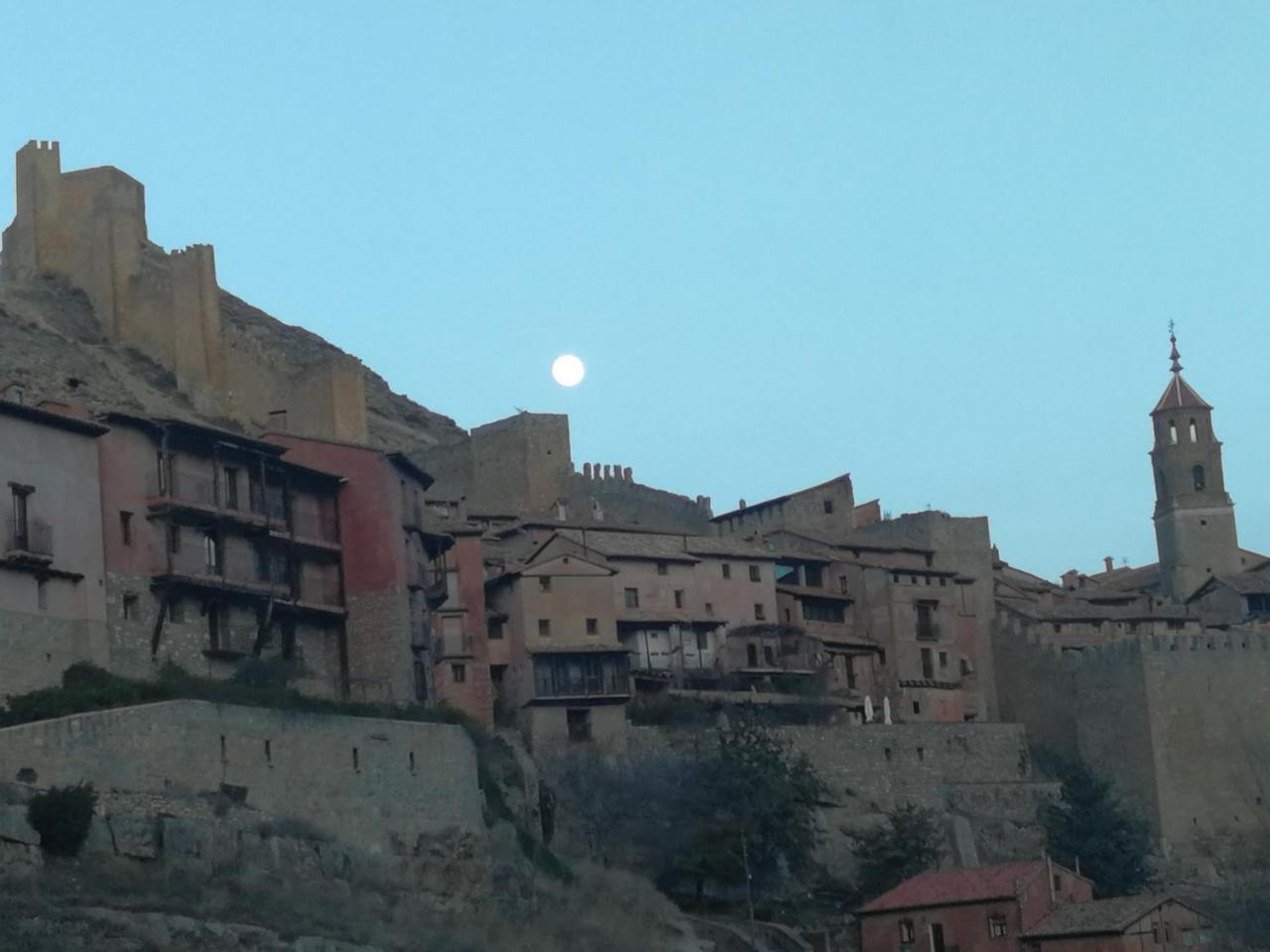 El Torreon Del Adarve Appartement Albarracín Buitenkant foto